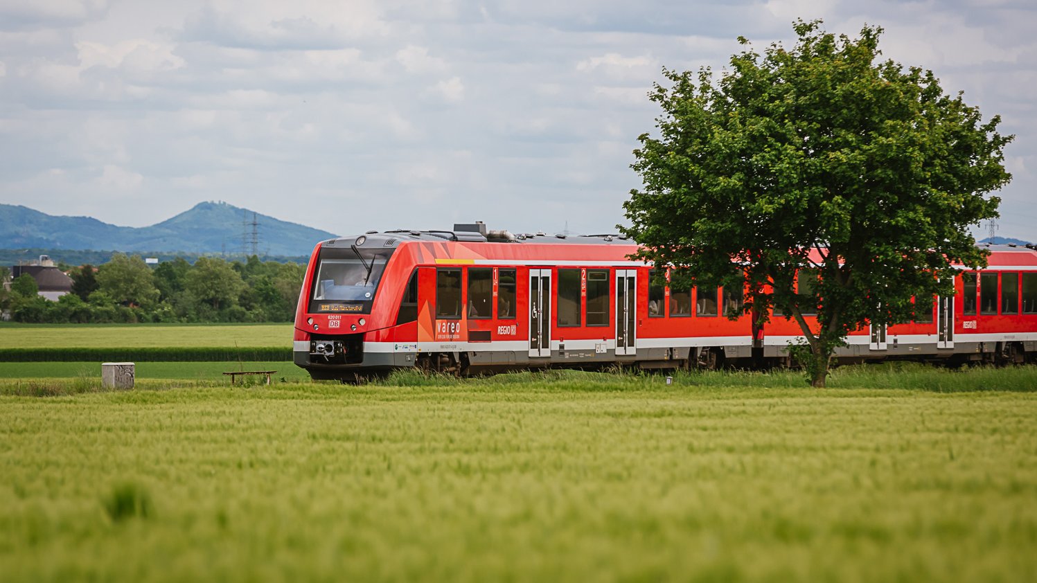 Vareo Zug Deutsche Bahn Landschaft