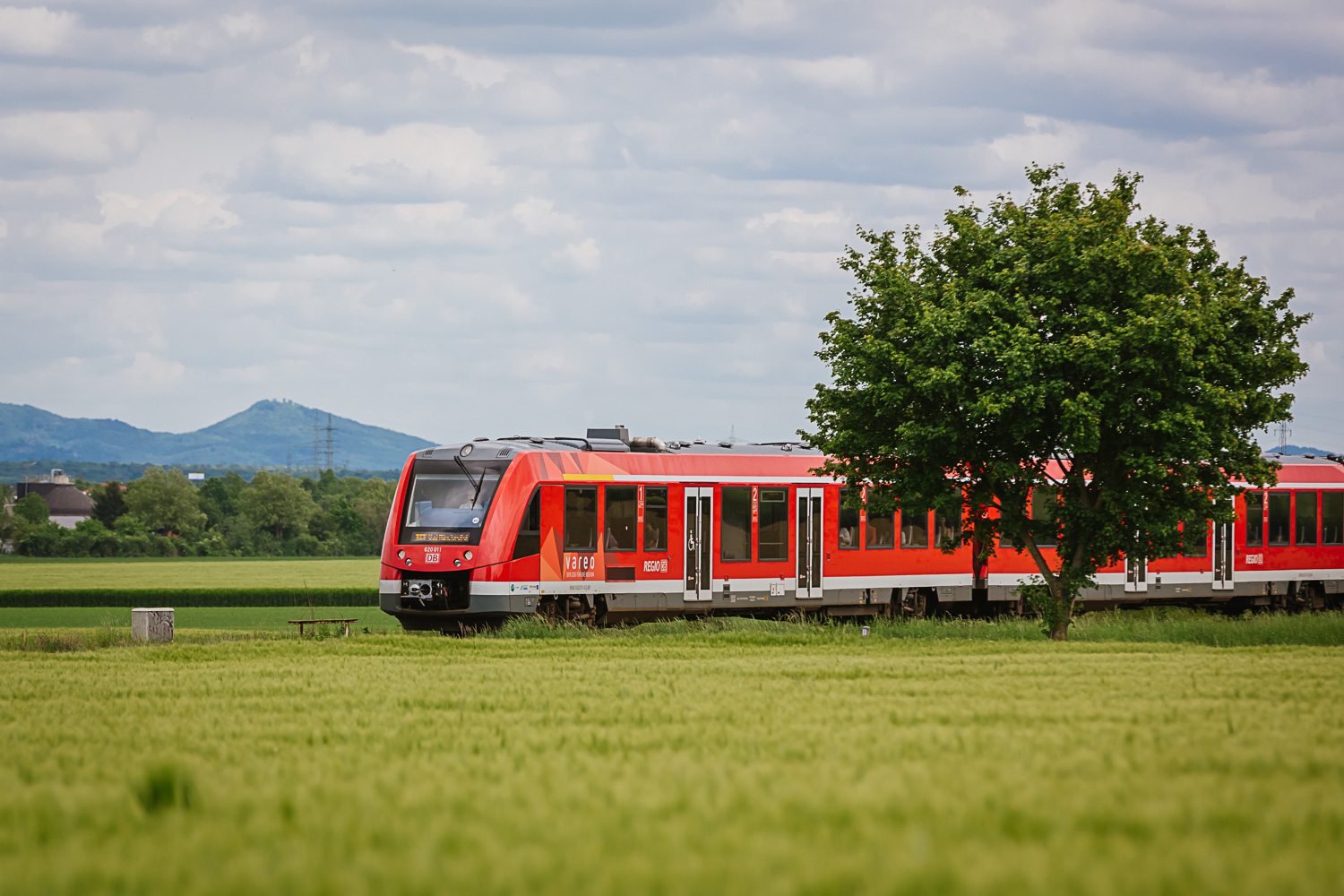 Vareo Zug Deutsche Bahn Landschaft